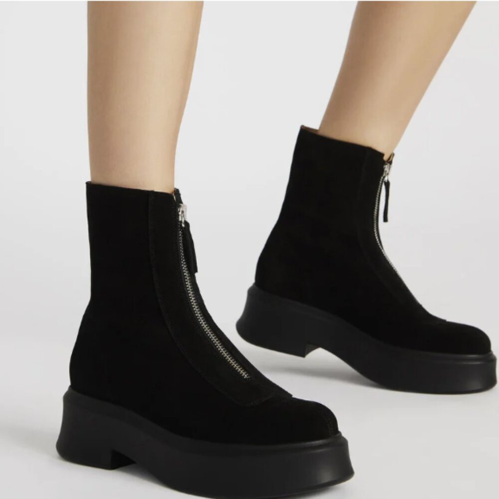 STEVE MADDEN JOANS BLACK SUEDE ZIPPER BOOT